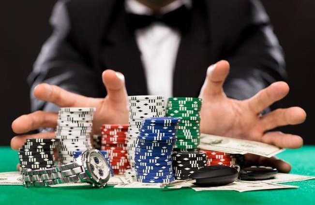 Kinh Nghiệm Chơi Poker Hay Nhất cho người mới 